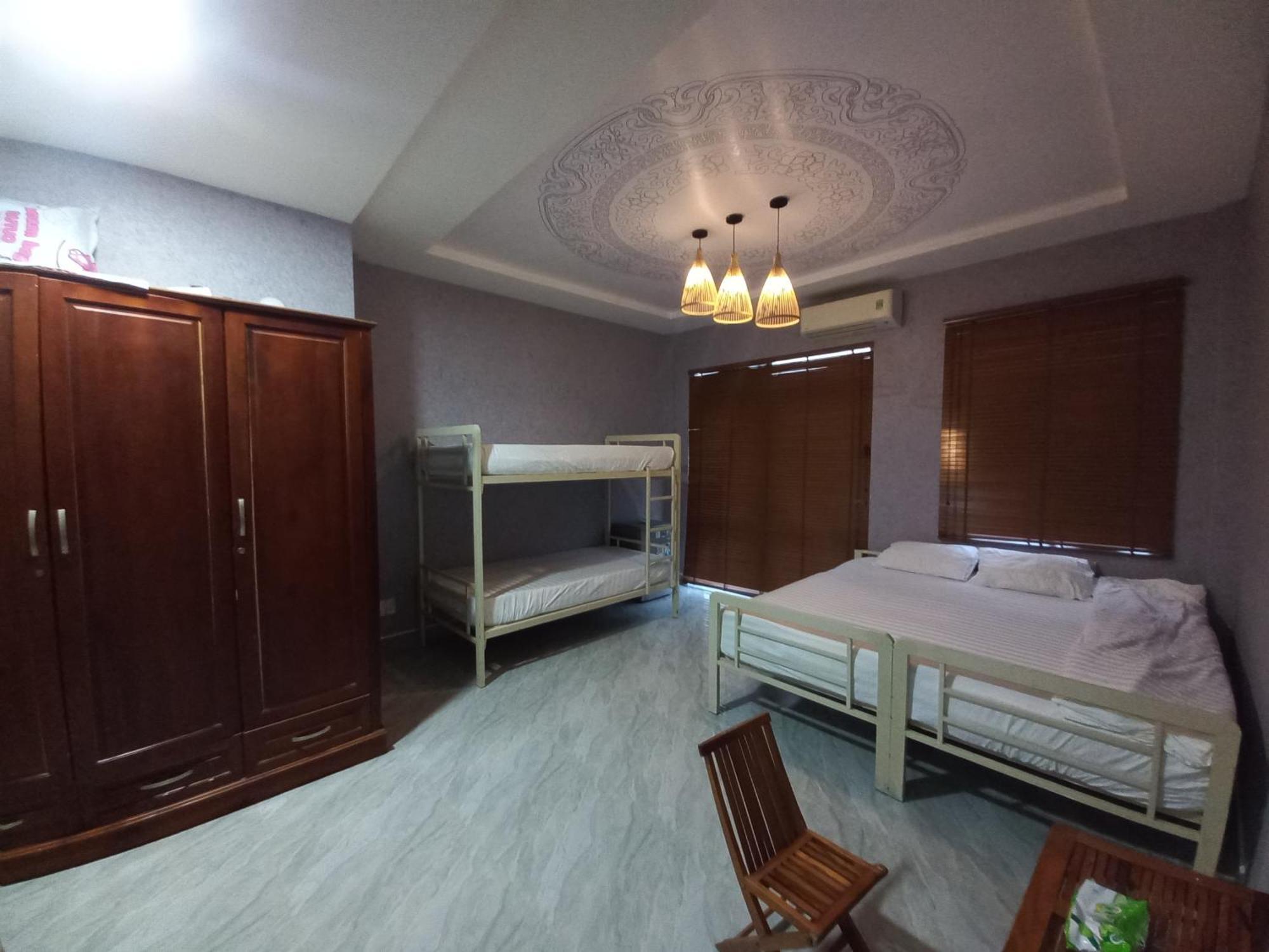 Phố Nhỏ *